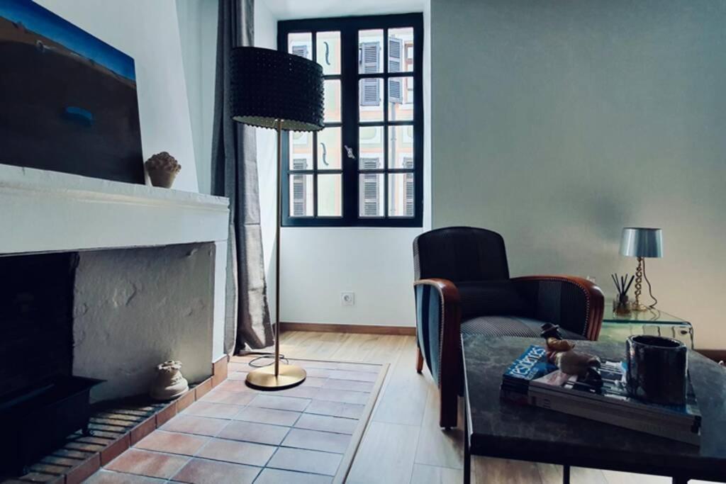 Le Carnot 2 Etoiles Hypercentre Vieille Ville Annecy Eksteriør billede